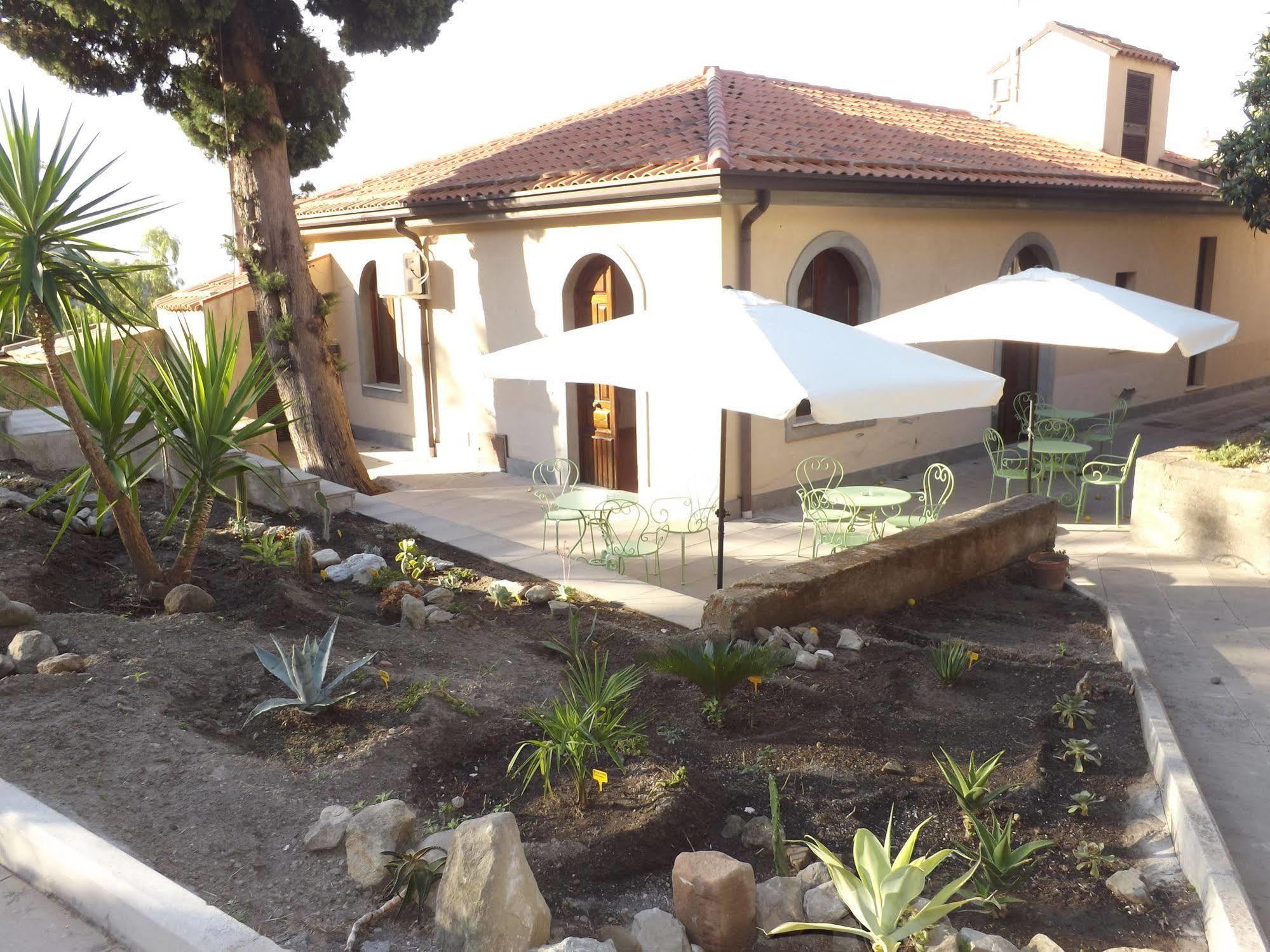 Albergo Diffuso Borgo Gallodoro Exterior photo