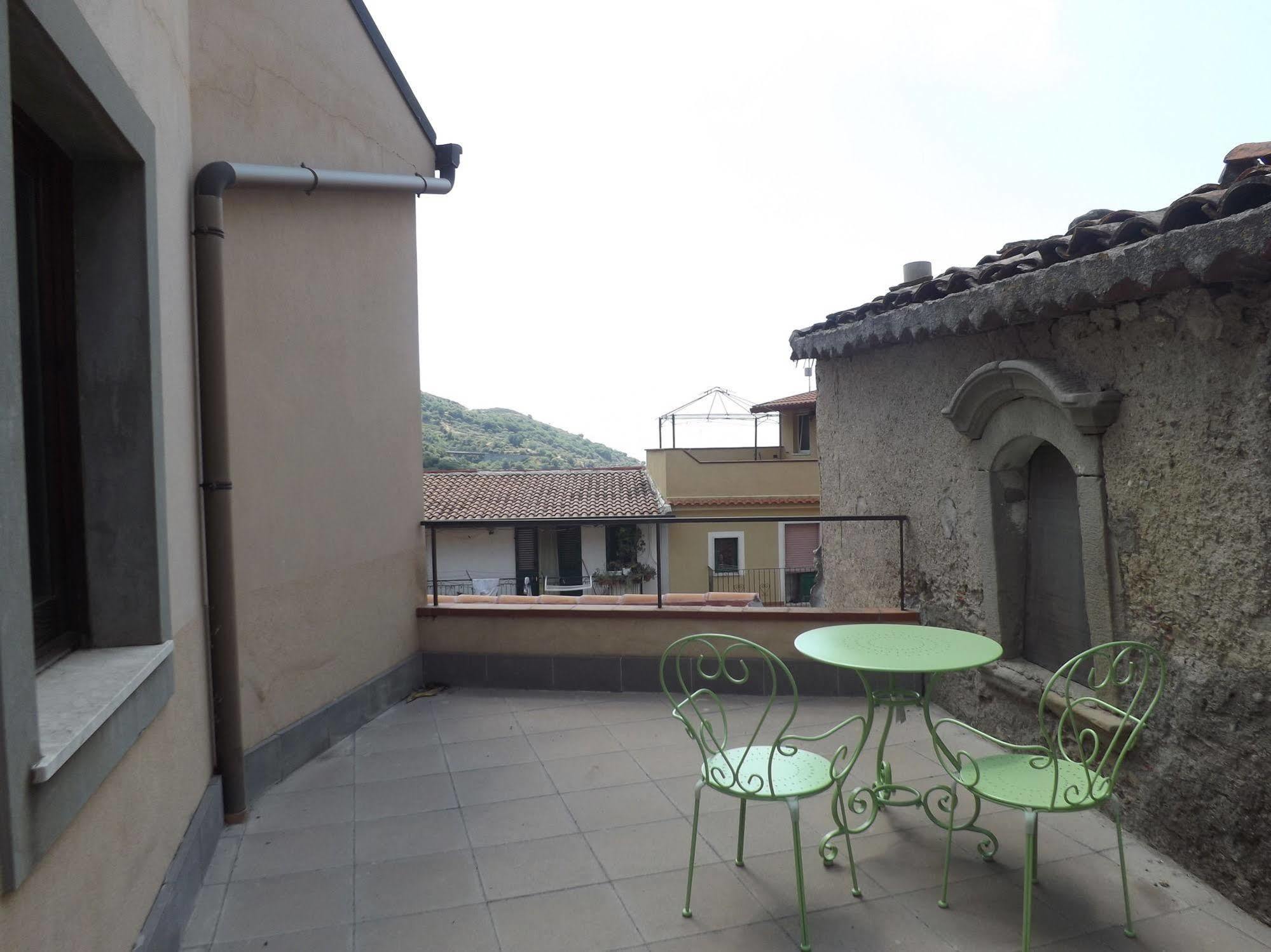 Albergo Diffuso Borgo Gallodoro Exterior photo