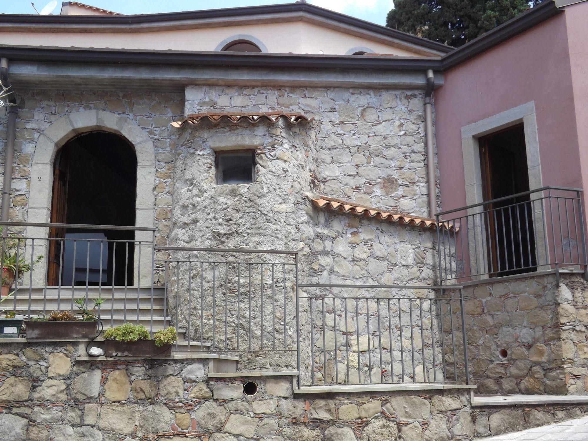 Albergo Diffuso Borgo Gallodoro Exterior photo
